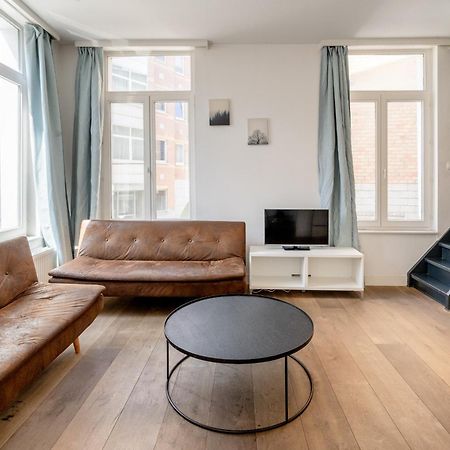 Beautiful Modern Apartment In The Heart Of أنتويرب المظهر الخارجي الصورة